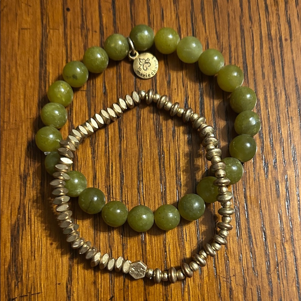 Marie Chaves Green gemstone Stretch Bracelet